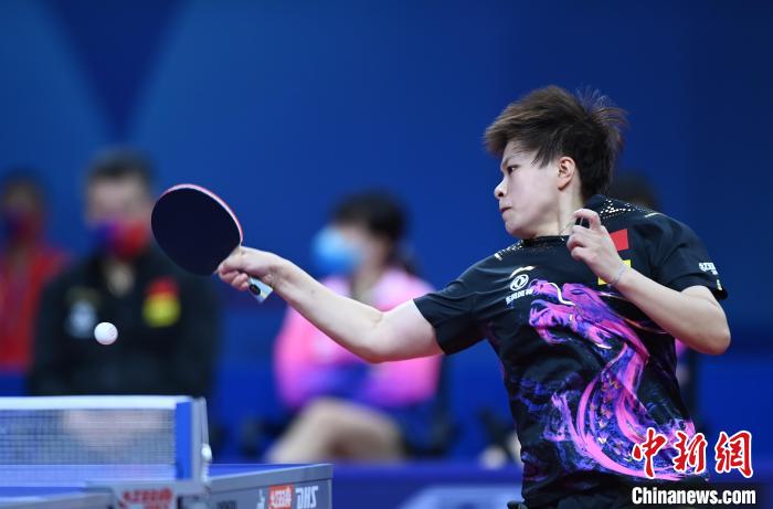 J罗质疑阿 J罗质疑阿